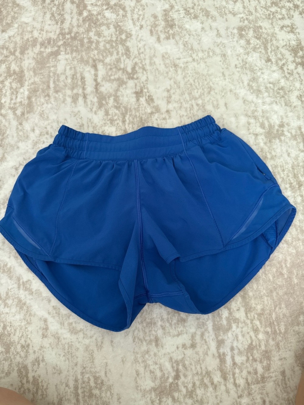 Lululemon Hotty Hot Shorts Blue Size 4 Low Rise 2.5”